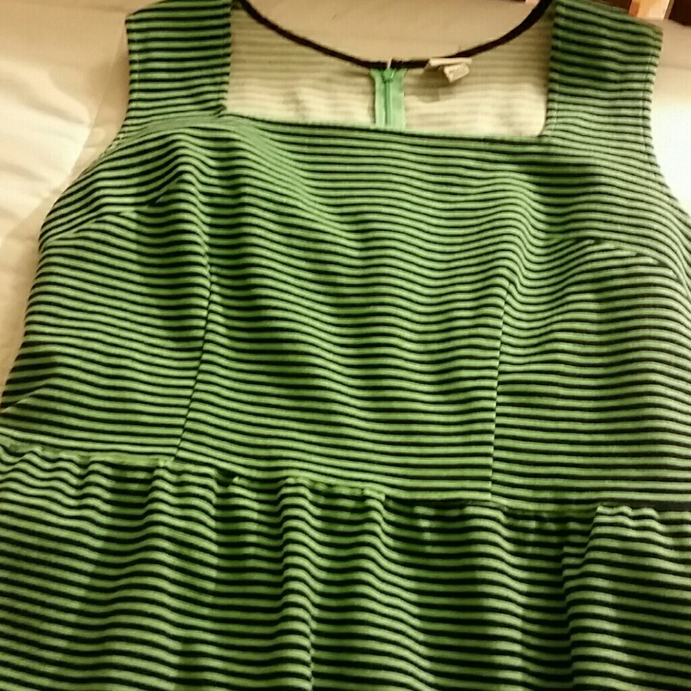 Sleeveless dress